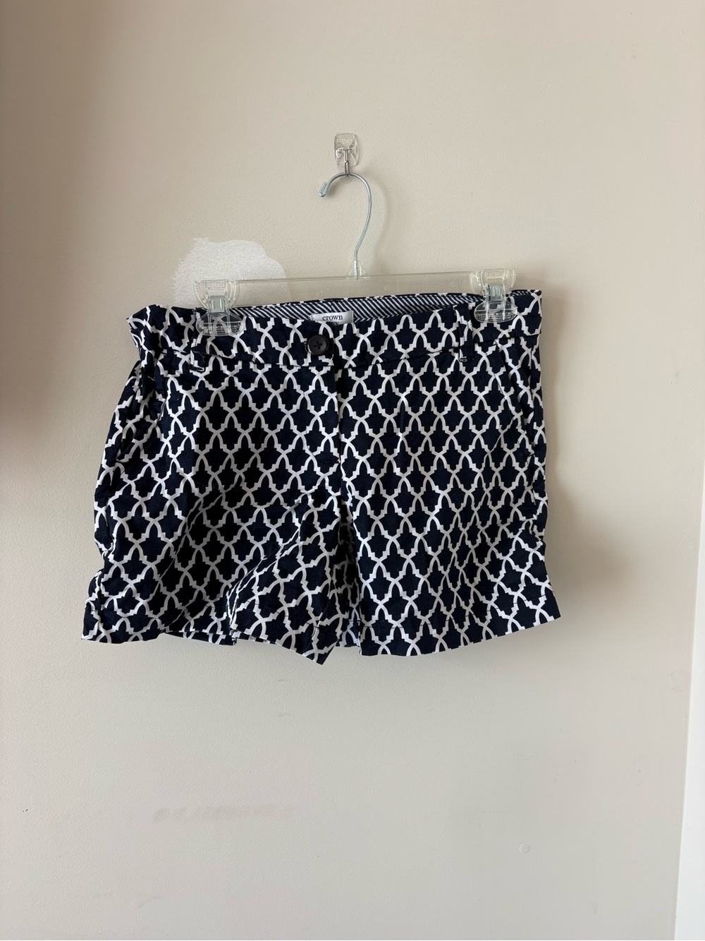Crown & Ivy Shorts